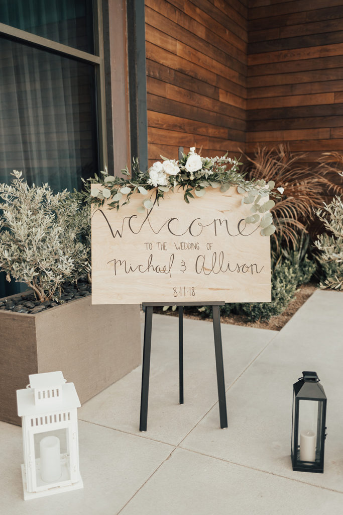 Welcome sign garland at Clayton House wedding in Scottsdale, Arizona. Cacti elements paired with a neutral palette.