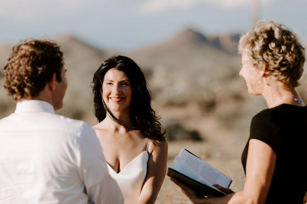 Arizona Superstition Mountain elopement adventure featuring beautiful desert views and garden style organic florals with cacti and succulents by Array Design, Phoenix, Arizona. Photography by The Shepards Photo.