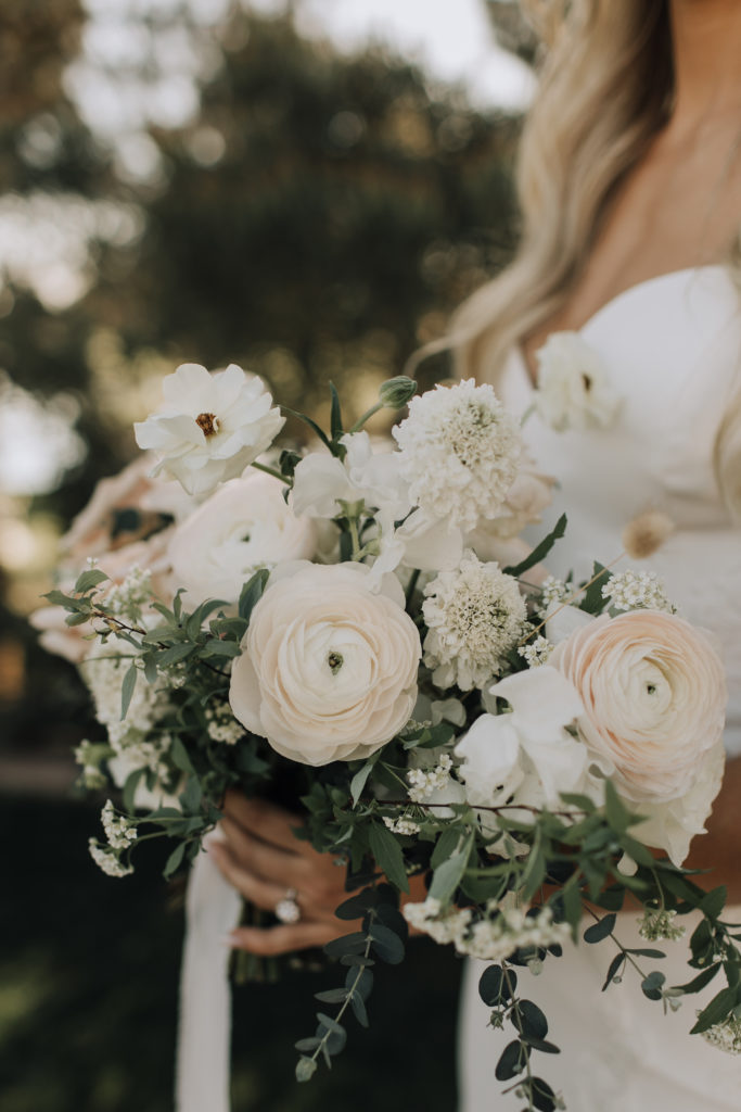 Bridal bouquet oft palette floral at a romantic and whimsical styled wedding. Floral by Array Design, Phoenix, Arizona. Photographer: @alexandraloraine