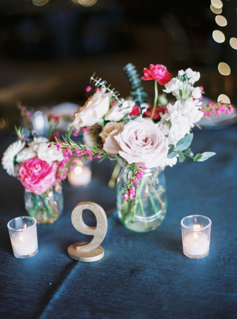 wedding-florist-centerpieces-weddings-simple